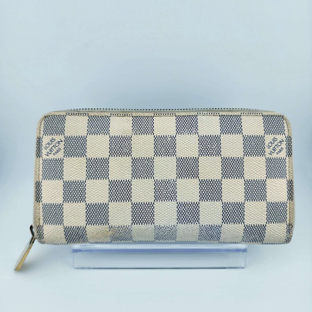 Louis Vuitton White Azur Damier Zippered Long Wallet w/ Original Gift Receipt